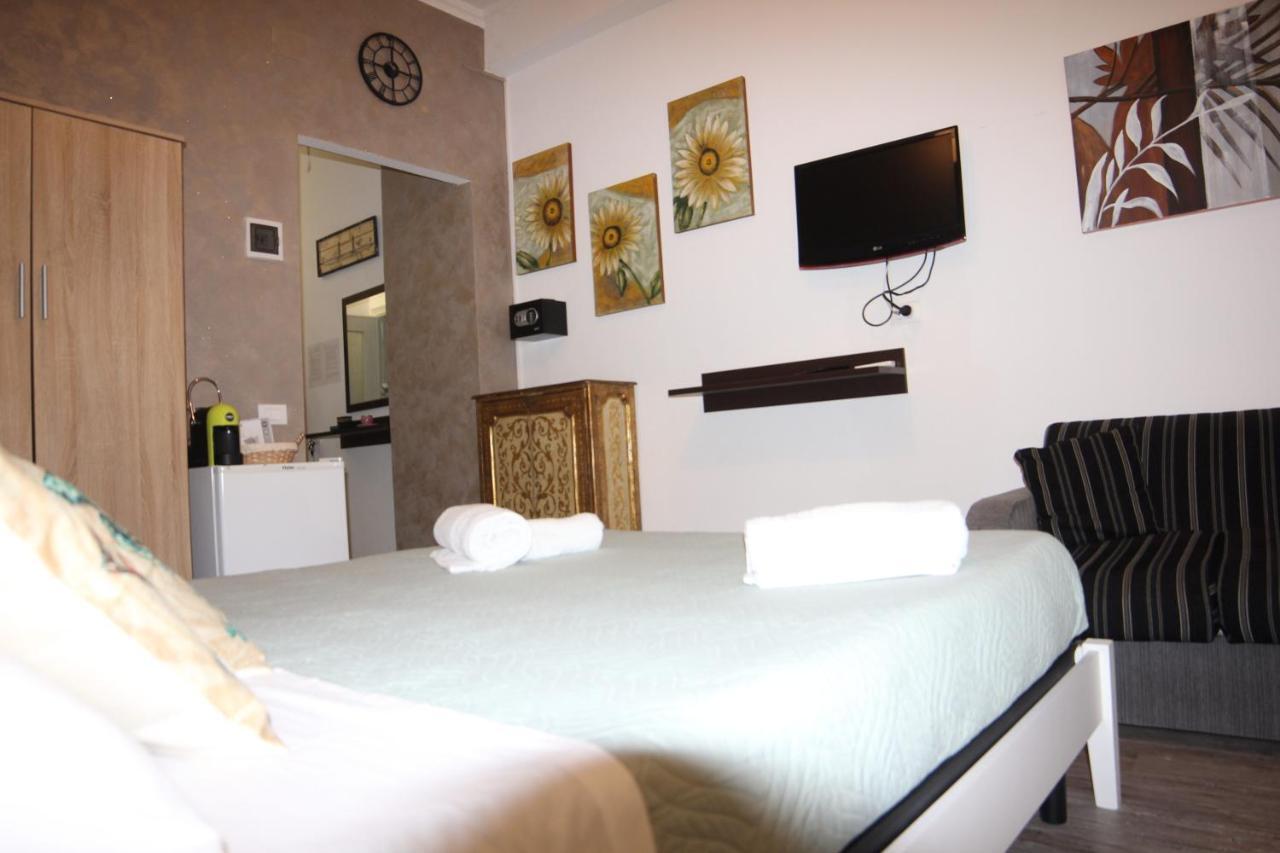 B&B Il Profumo Del Porto Trapani Bagian luar foto